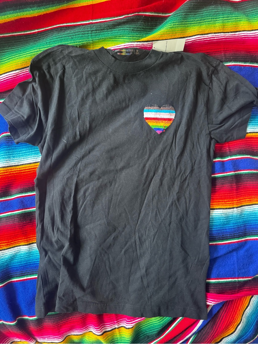 NWT: Abercrombie Rainbow Sequin Heart Tee - Men’s Medium